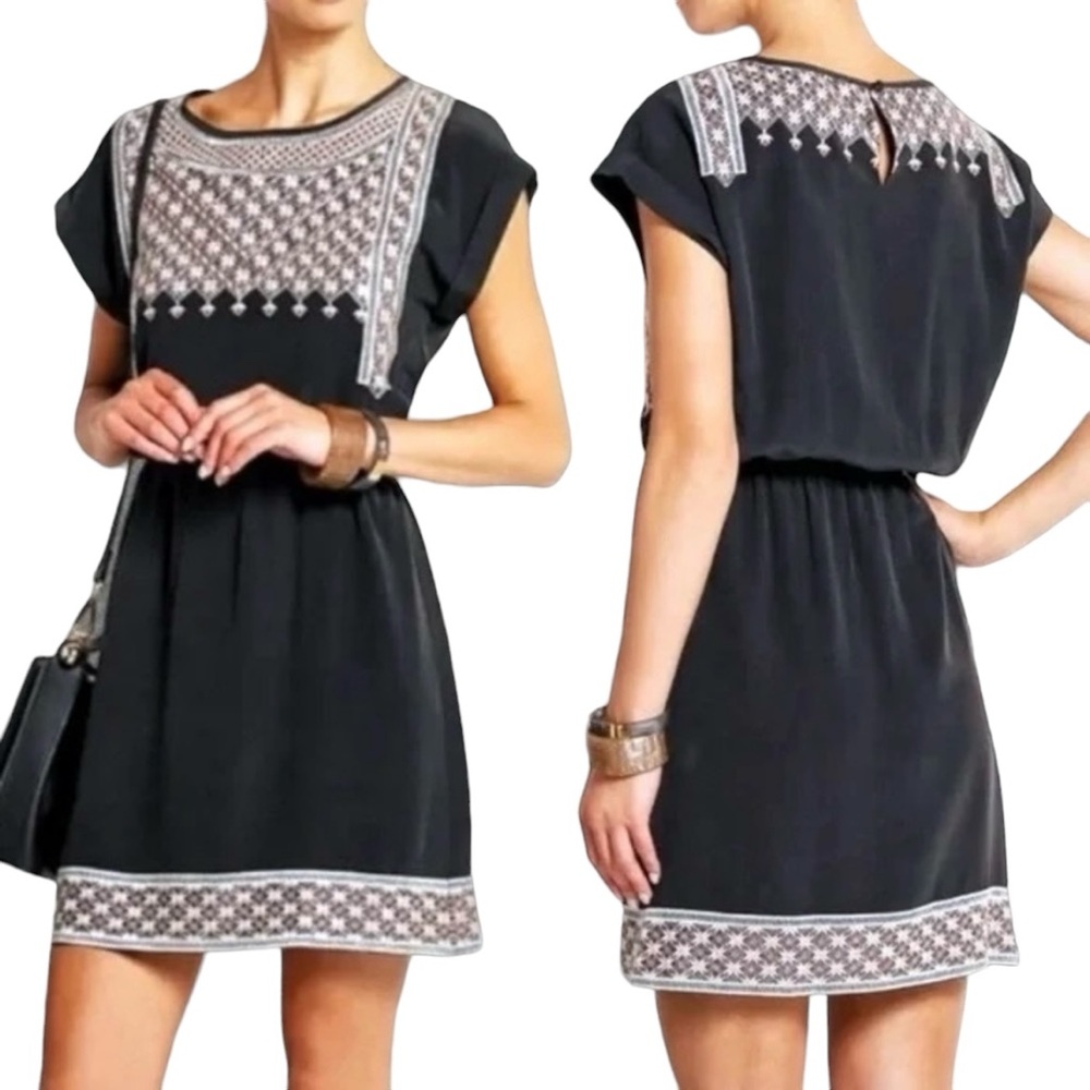 Madewell Starflower Embroidered 100% Silk
Black Mini Dress Size 0